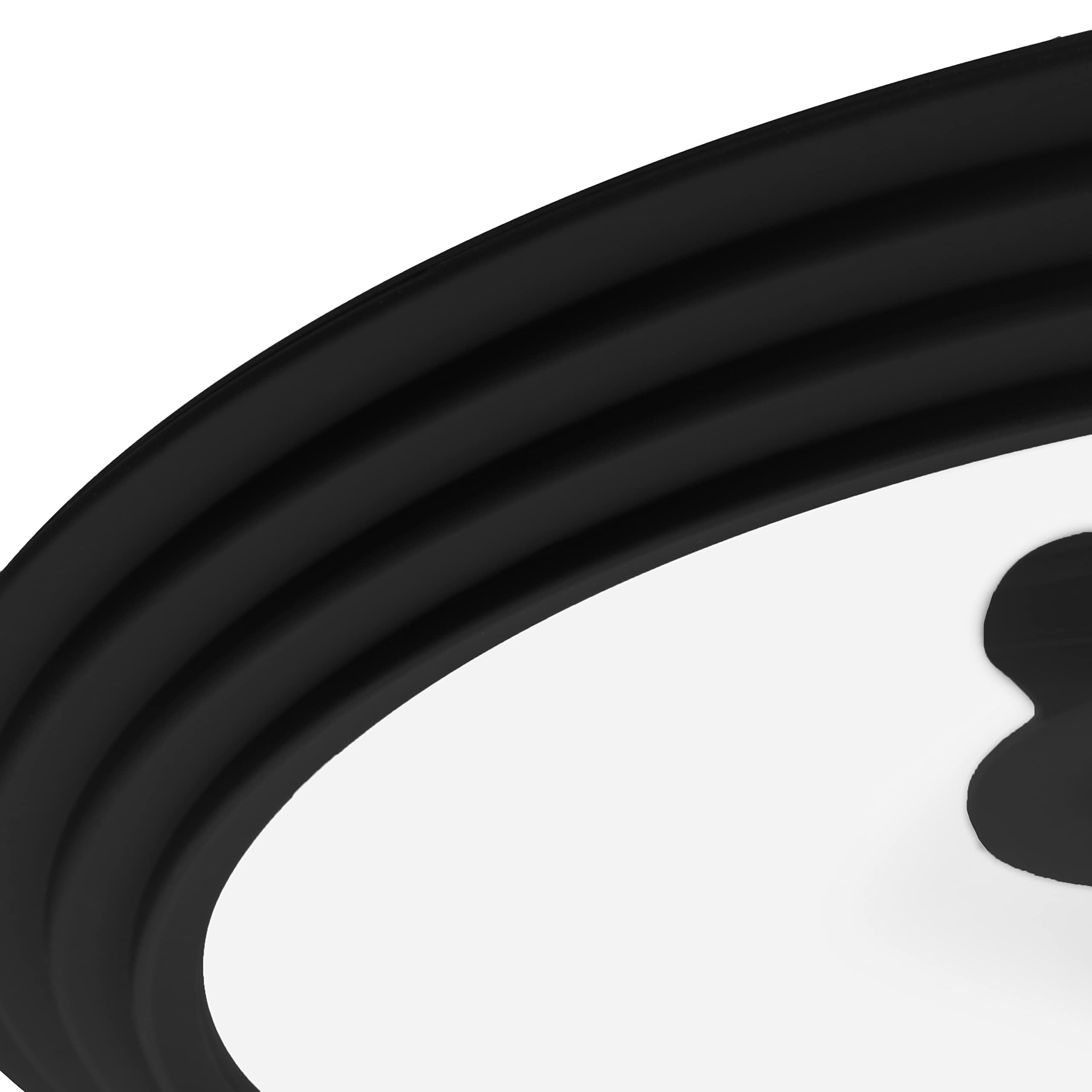 LSR Loreso high-heat resilient lid withstands searing up to 428°F.