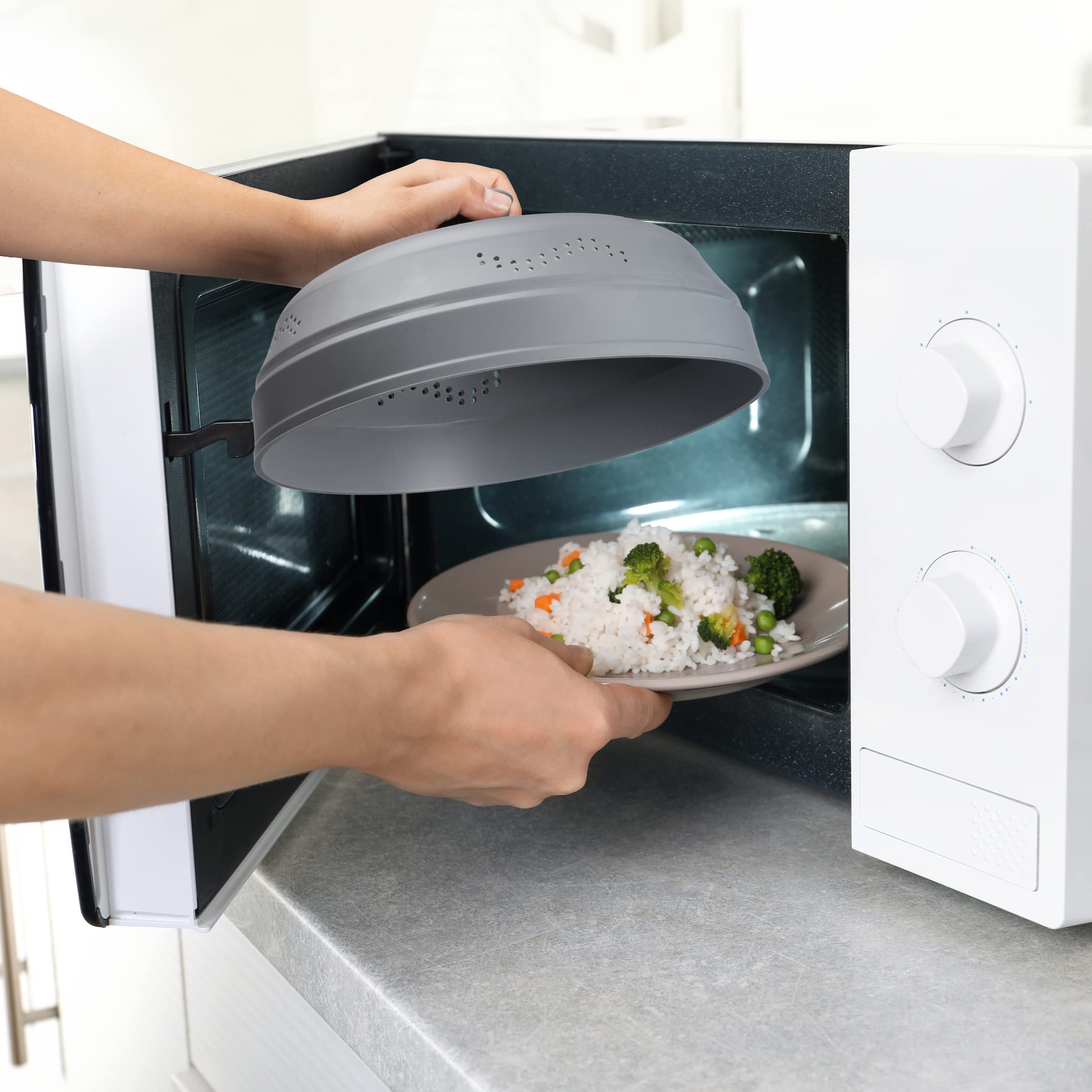 LSR LORESO universal splatter guard keeps microwave interior cleaner