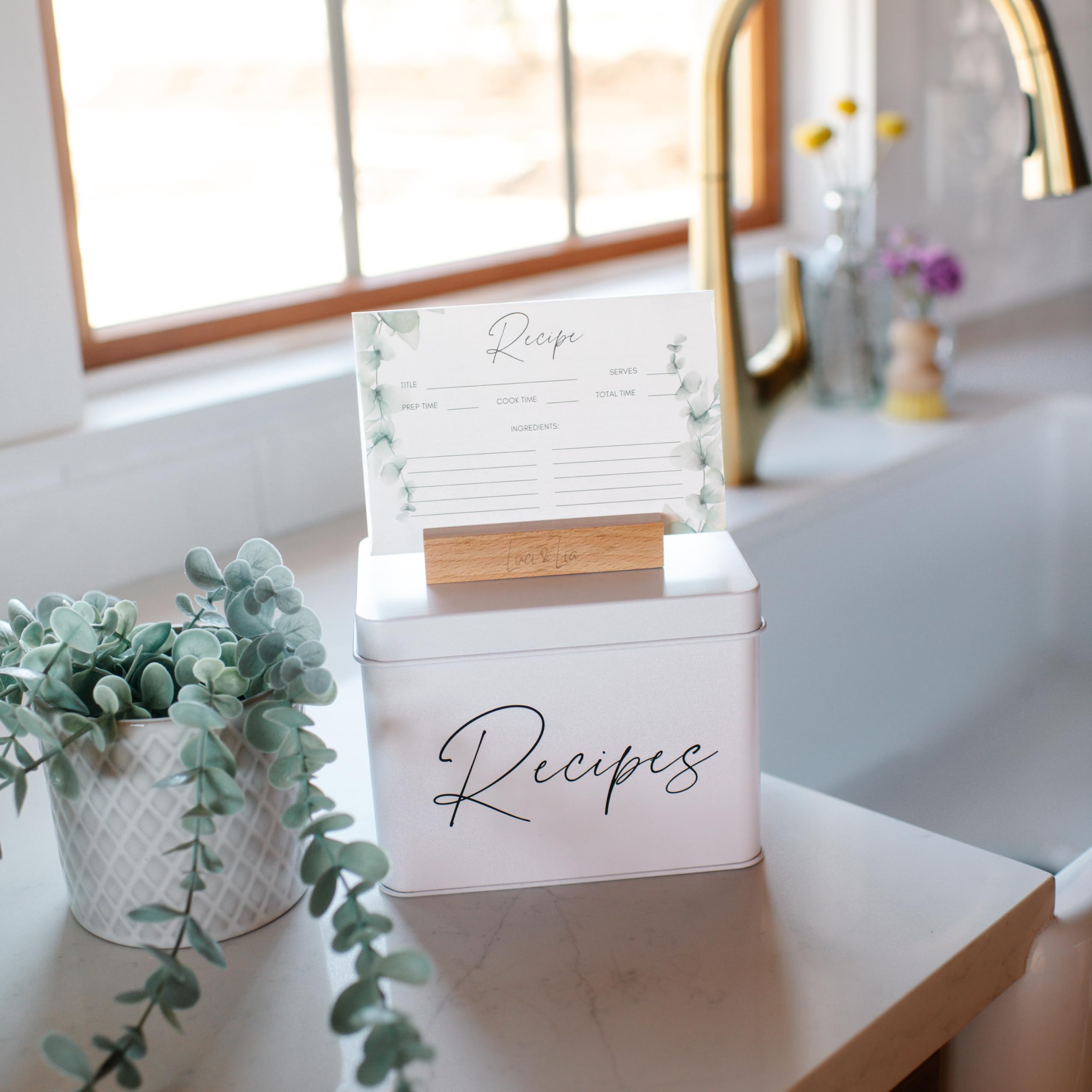 Luci & Lia recipe box set highlighted by a stylish design.
