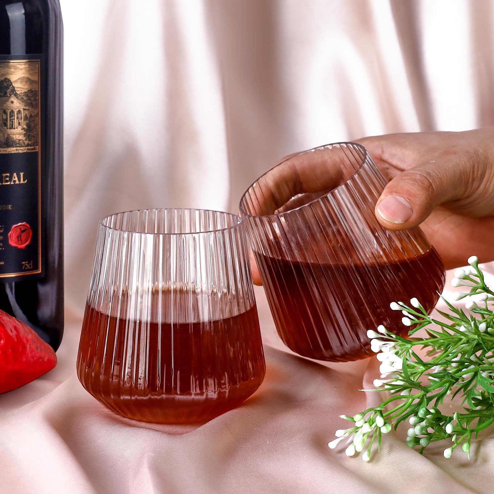 Bulk 40-pack stemless glasses from Lueumxc, ideal for events.