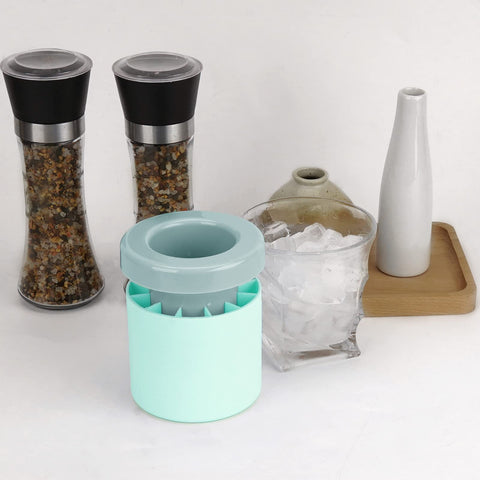 LUEXBOX mini ice bucket blue allows quick cube removal