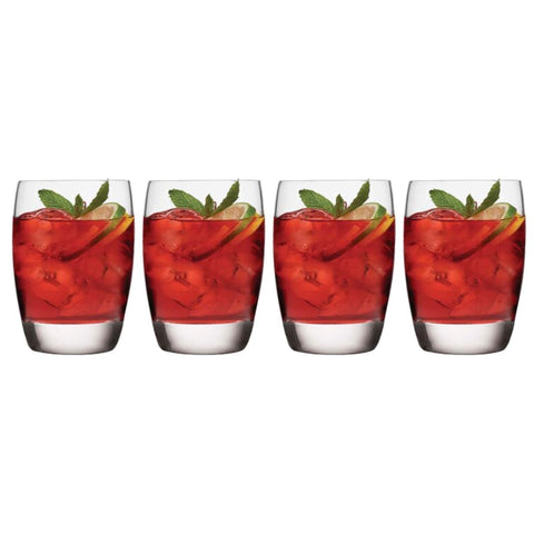 Michelangelo whisky glasses in a dishwasher-safe set for easy cleanup after gatherings.