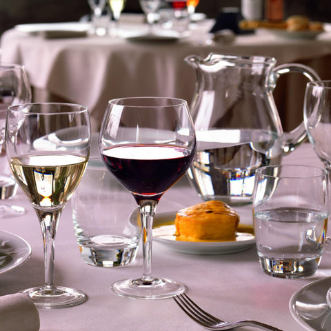 Flat-footed Michelangelo whisky glasses provide stable, comfortable handling.