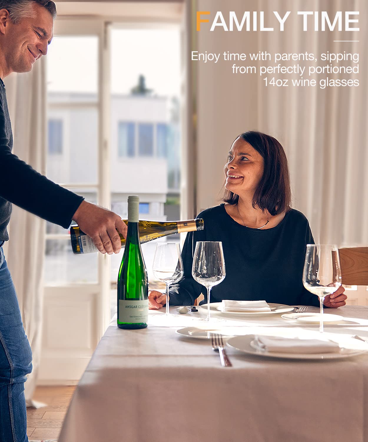 Luna Manta crystal wine glasses with wide rim enhance aroma and balance.