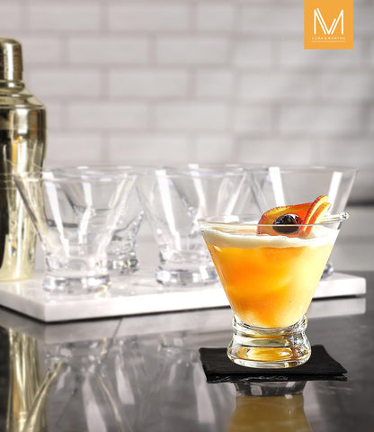 Luna Manta V-shape design martini glass for easy handling