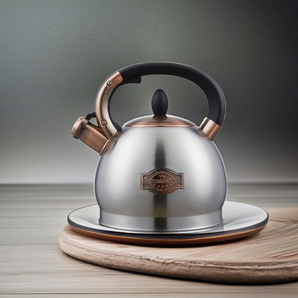 Encapsulated bottom on LUXGRACE kettle ensures even heat distribution.