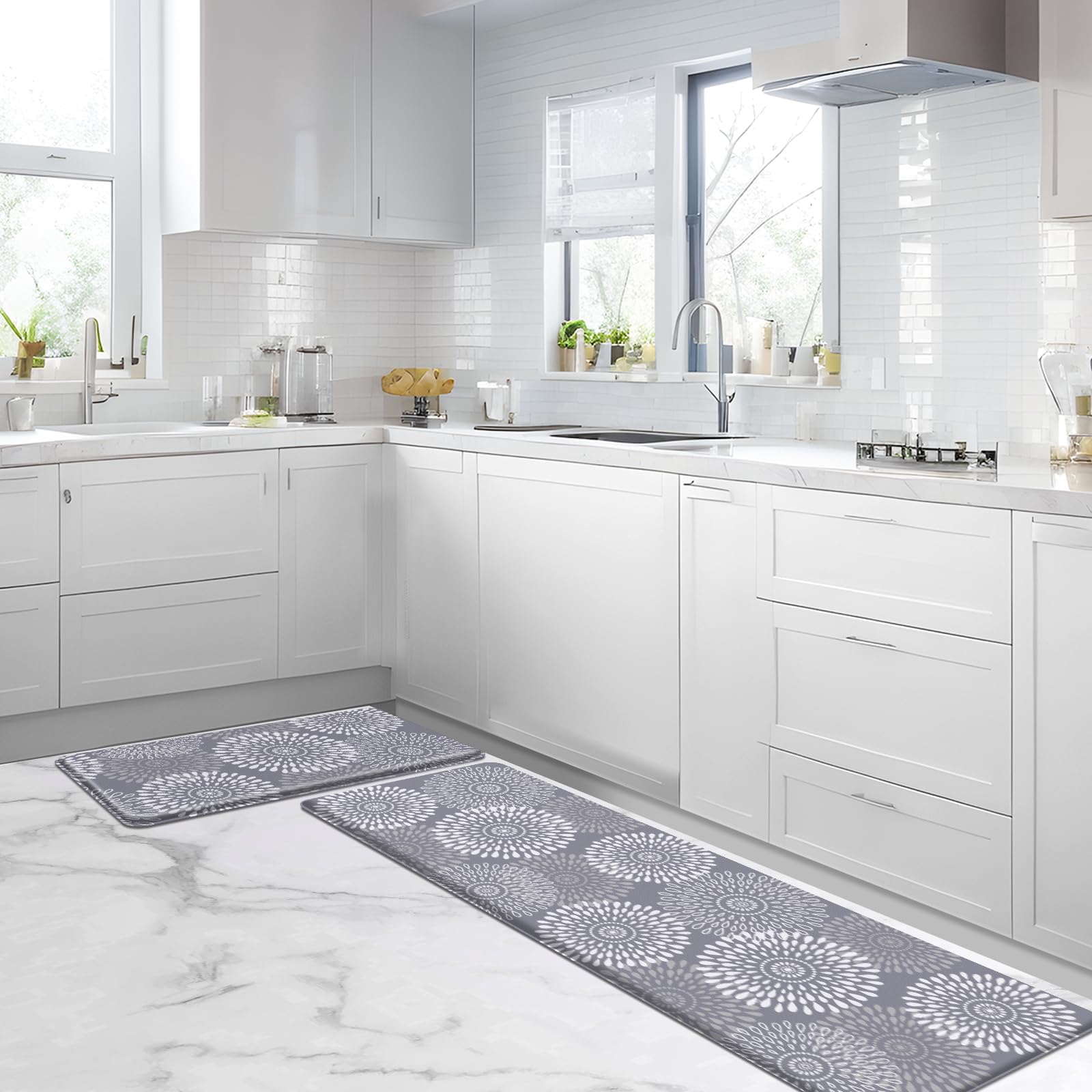 LuxStep kitchen mat 70x17 demonstrates extended comfort during long cooking tasks.