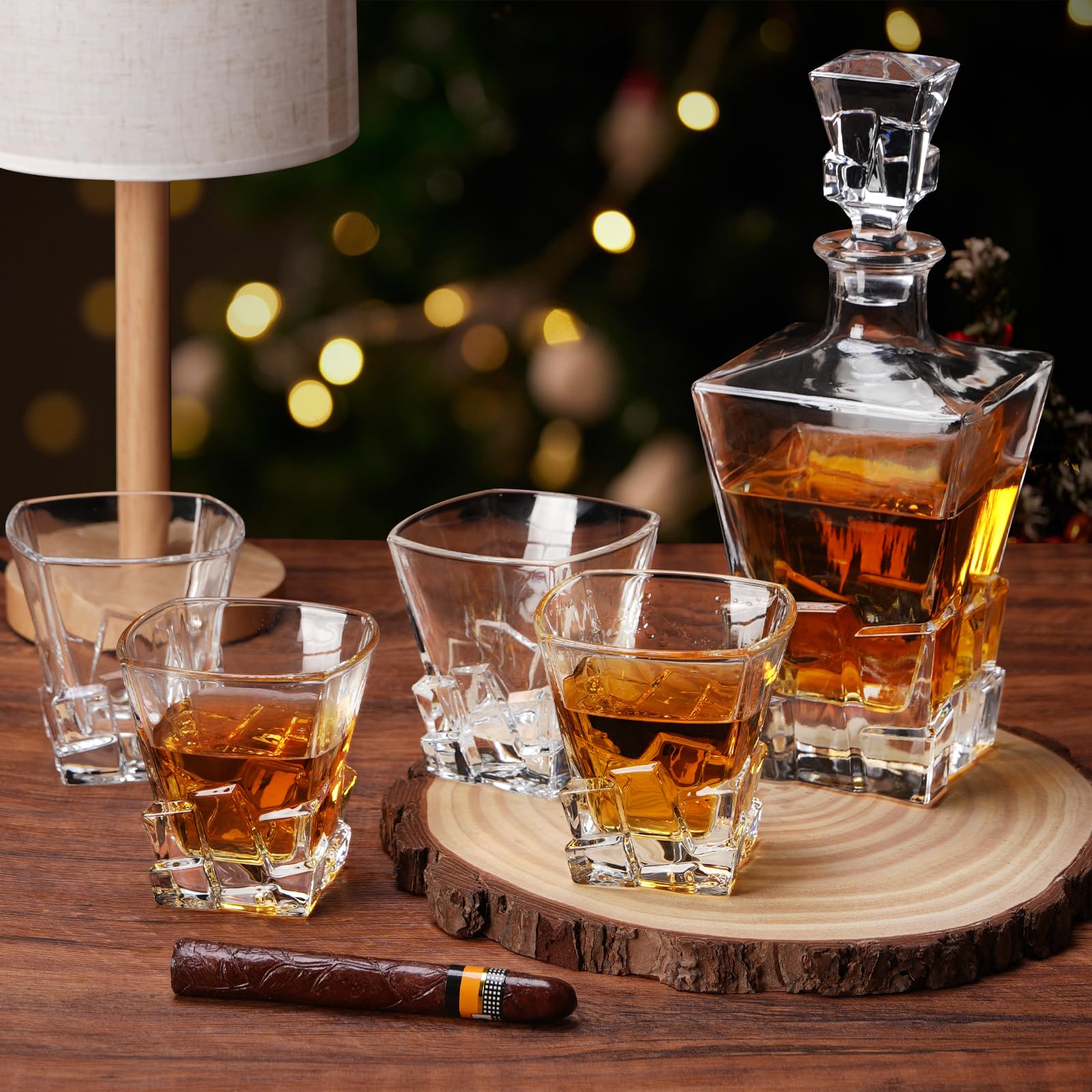 LUXULISH pour-and-serve silhouette for easy hosting and sharing