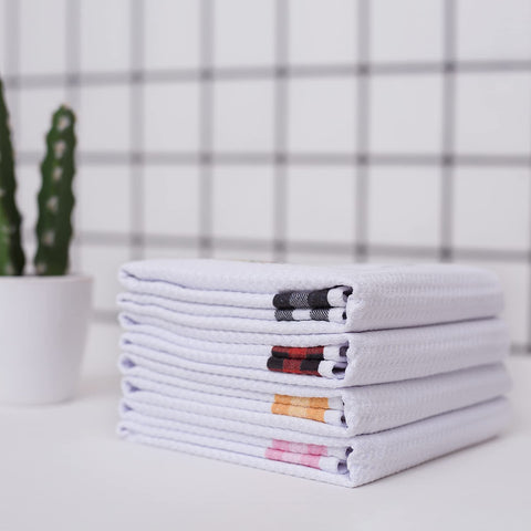 LXOMILL gift-ready towels brighten a new home or birthday kitchen gift.