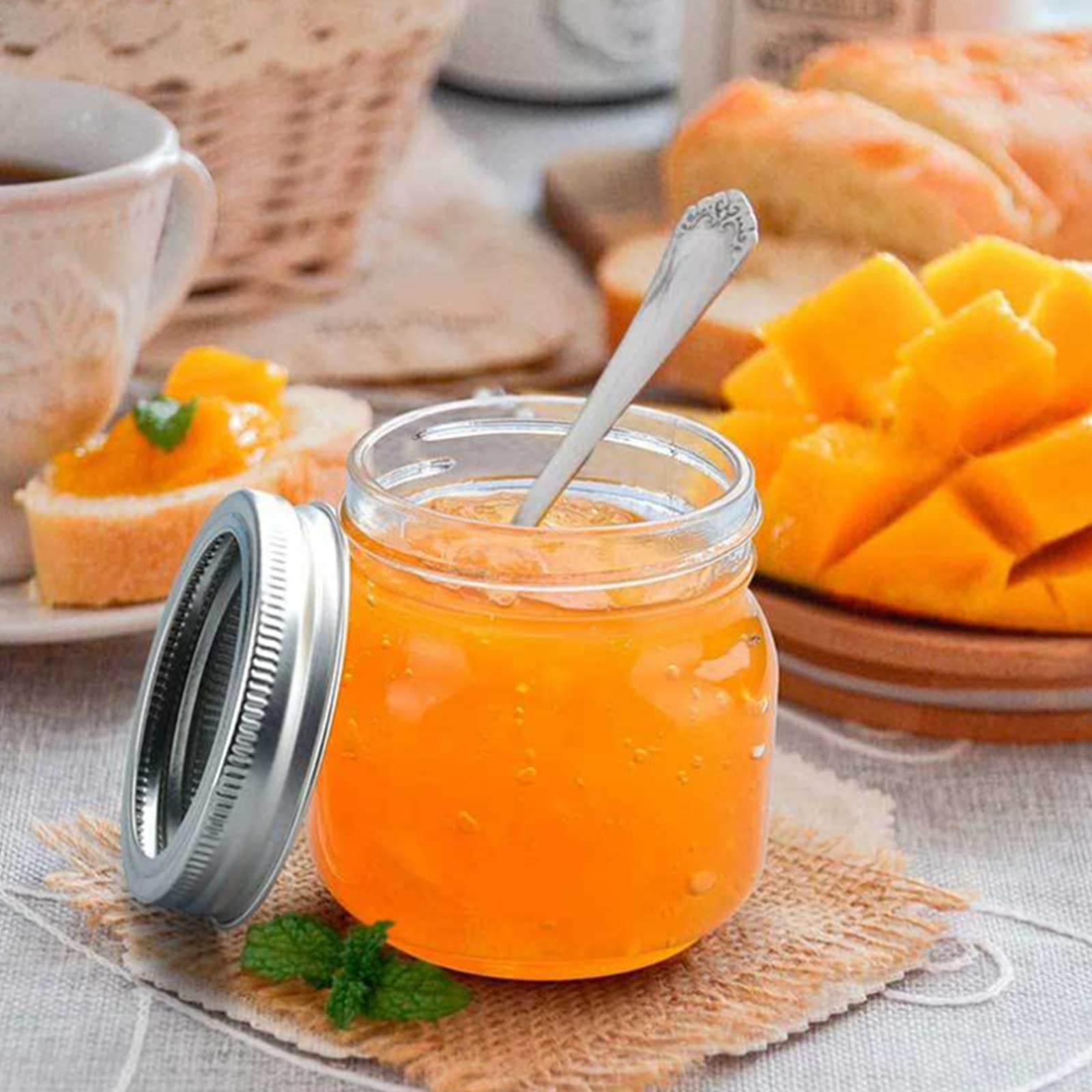 Lyellfe DIY wedding favors and crafts with mason jars.