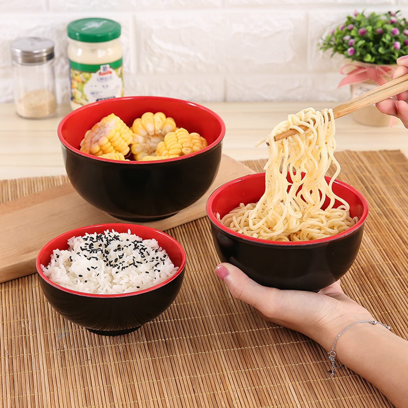 Lyellfe family meal bowls with spoons for shared meals.