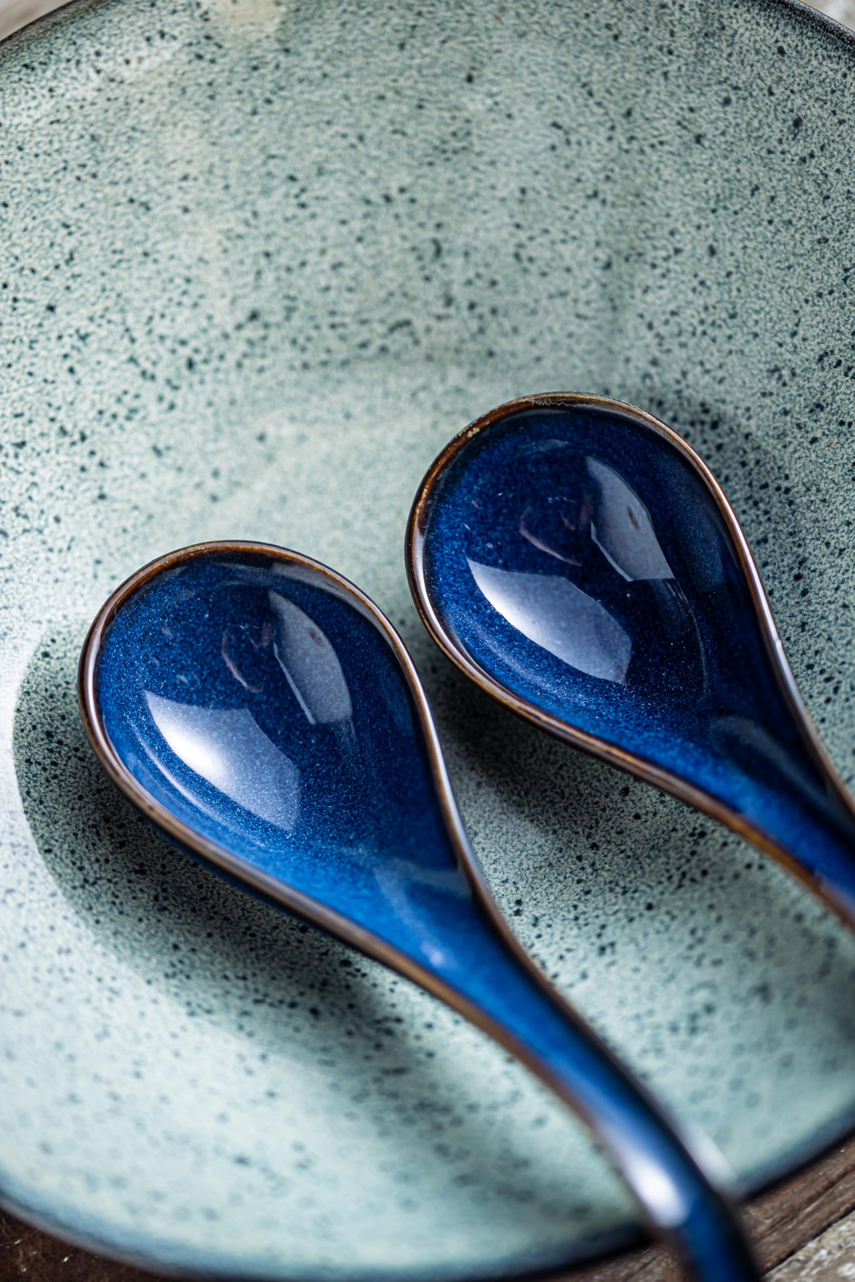 LYEOBOH soup and stew collection spoon for versatile use.