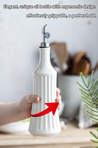 LYEOBOH gift-ready oil dispenser on the table enhances presentation.