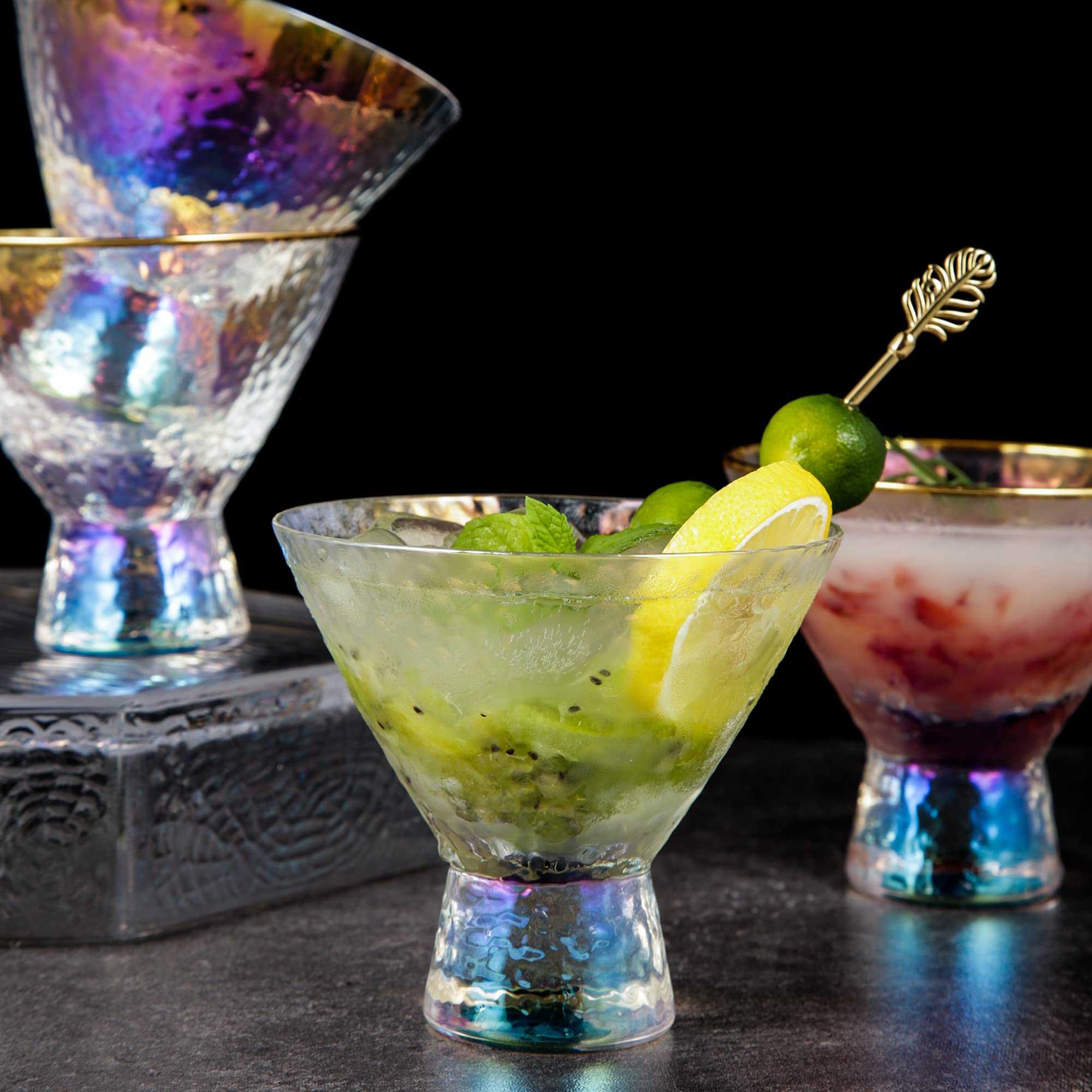 Lysenn versatile glass suitable for cocktails, juices, or cold desserts.