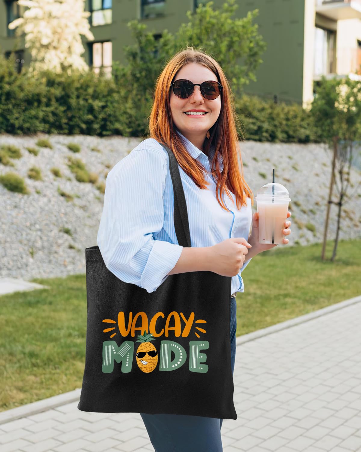 Lzerking eco-friendly grocery tote, ideal for shopping and sustainable gifting.