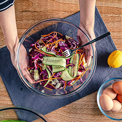M MCIRCO glass bowls keep leftovers fresh in the fridge.