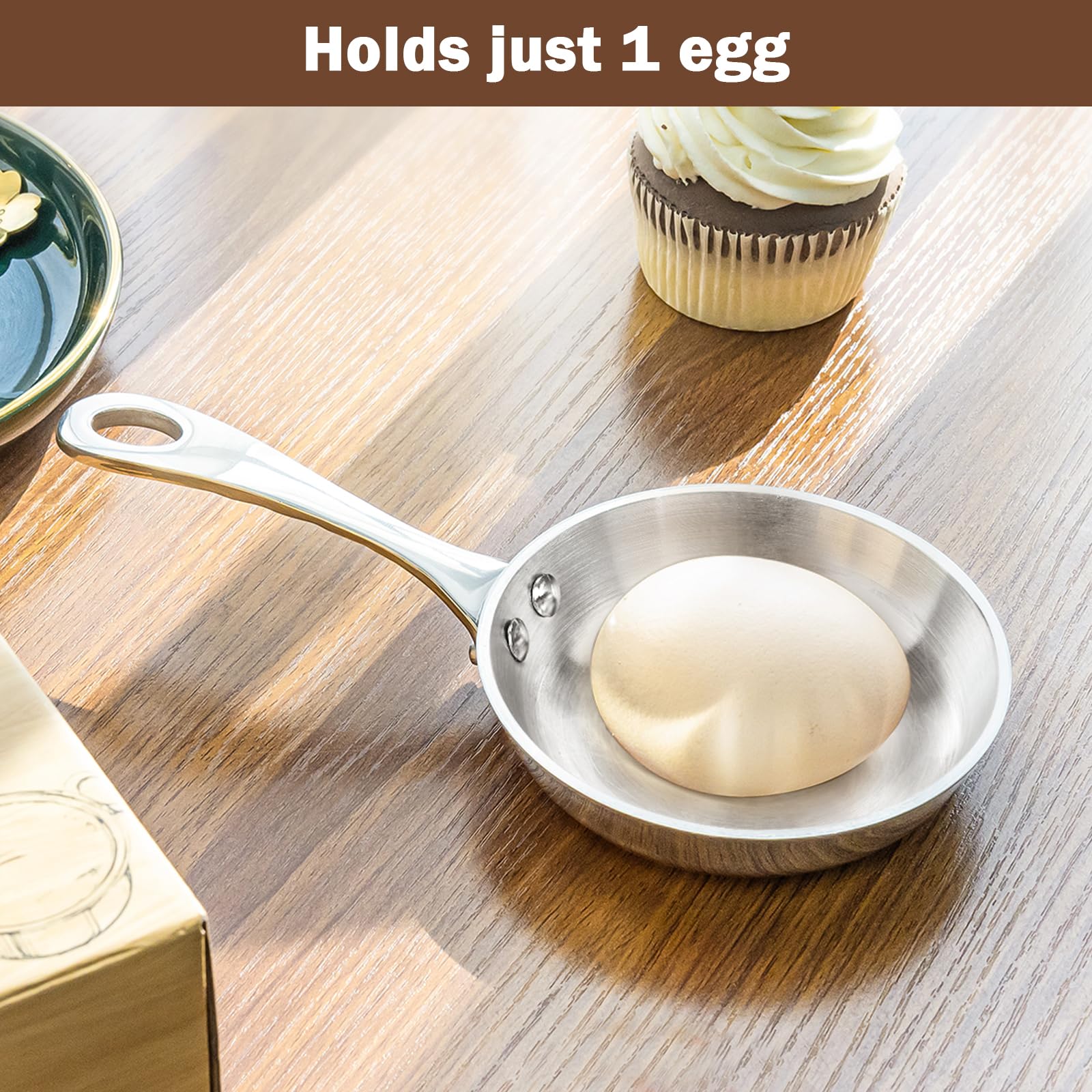 Macevia 18/10 stainless interior for easy cleaning and durable cooking.