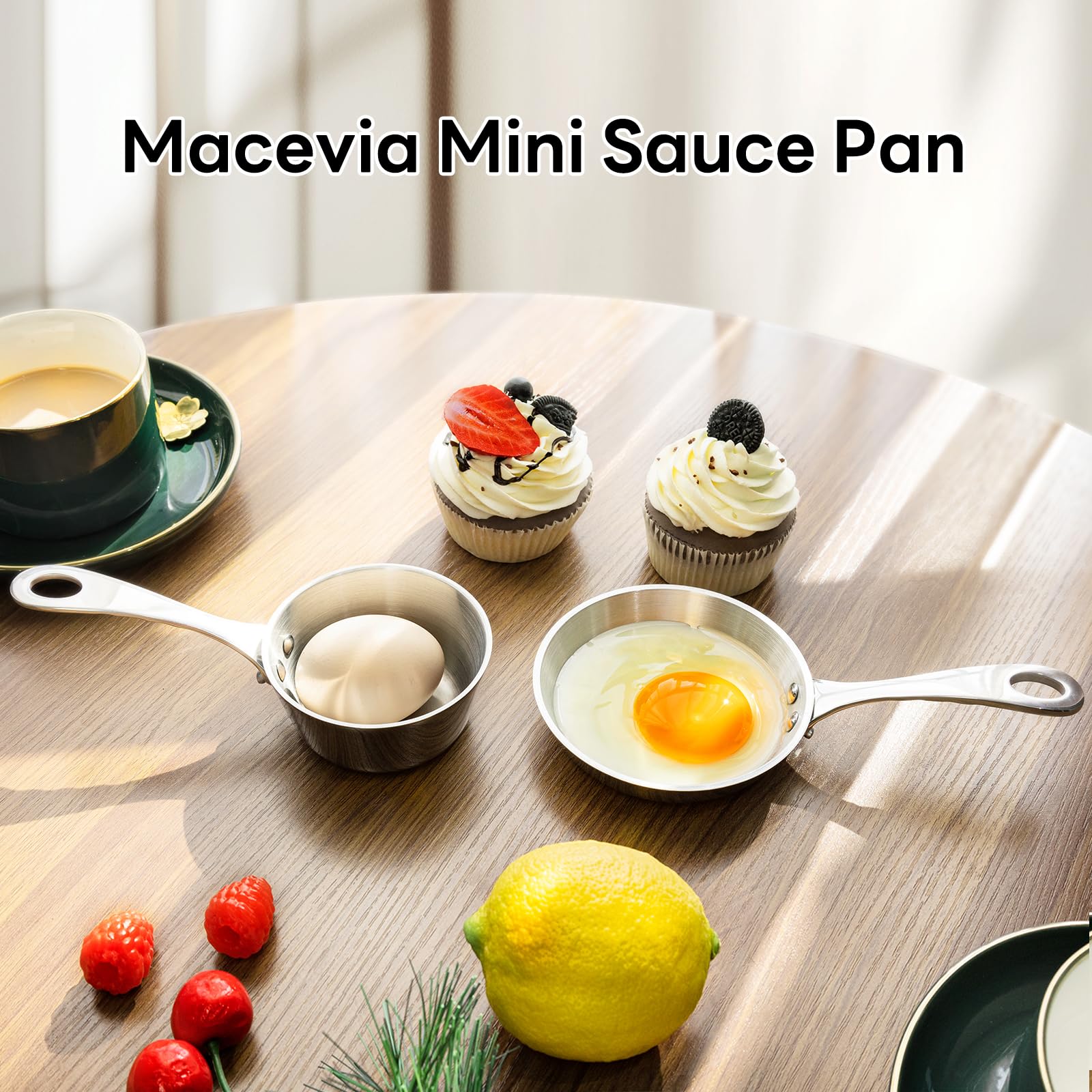 Macevia mini pan has a wall-hang hole for easy storage.