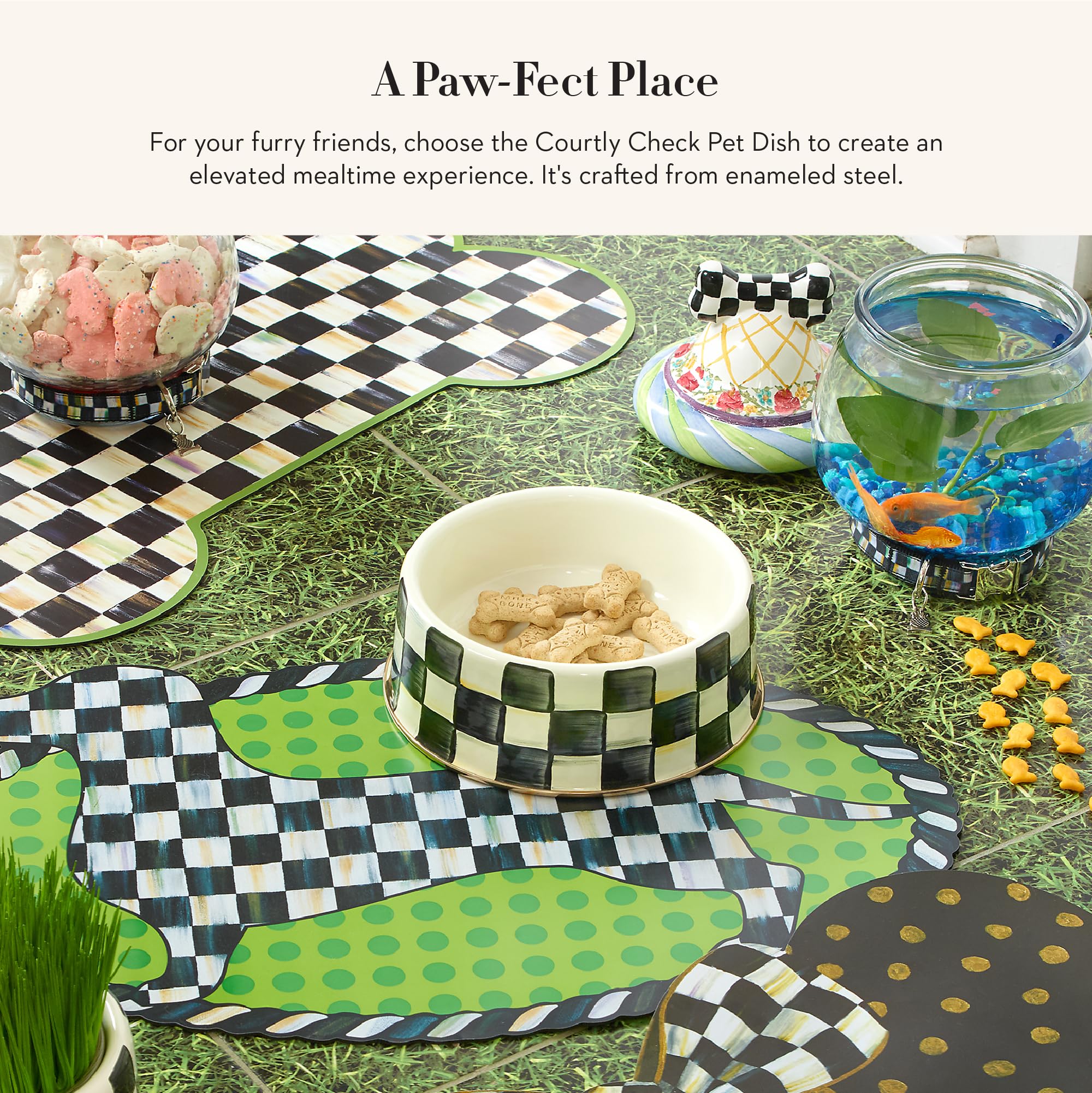 Mackenzie-Childs enamel pet dish Courtly Check suitable for cats and dogs.