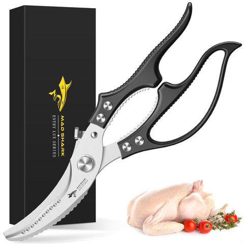 MAD SHARK professional poultry shears cutting chicken for easy spatchcocking and prep