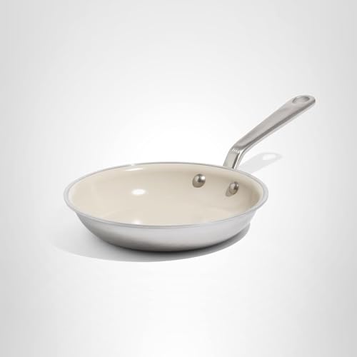 Made In USA-made construction with imported components for professional-grade cookware.