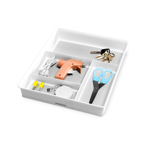 Madesmart Classic rounded corners for gentle, easy cleaning in drawers.