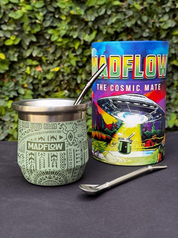 MADFLOW stainless steel BPA-free cup for safe drinking.