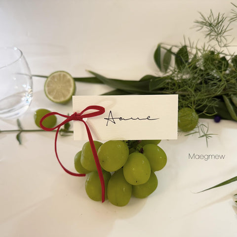 Maegmew party decor with personalized message cards