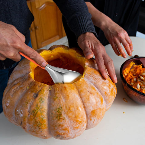 MAGICLULU pumpkin scoop showing dishwasher-safe tool for simple cleaning