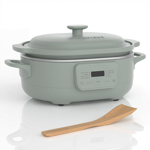 Magnifique Experience Delight removable stoneware crock in olive for easy family meals.