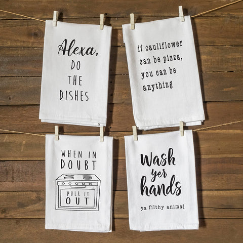 MAINEVENT housewarming gift option offering playful charm for new kitchens