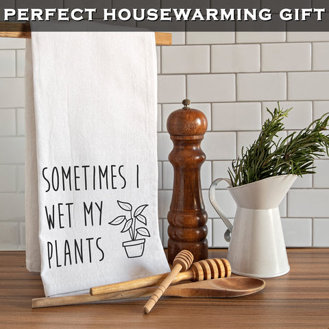 Close-up of MAINEVENT towel text showing plant humor for entertaining guests.