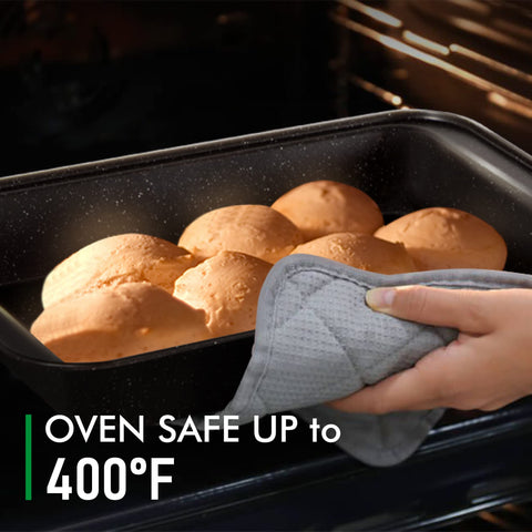 Induction-compatible MAISON ARTS base ensures even heating across burners.