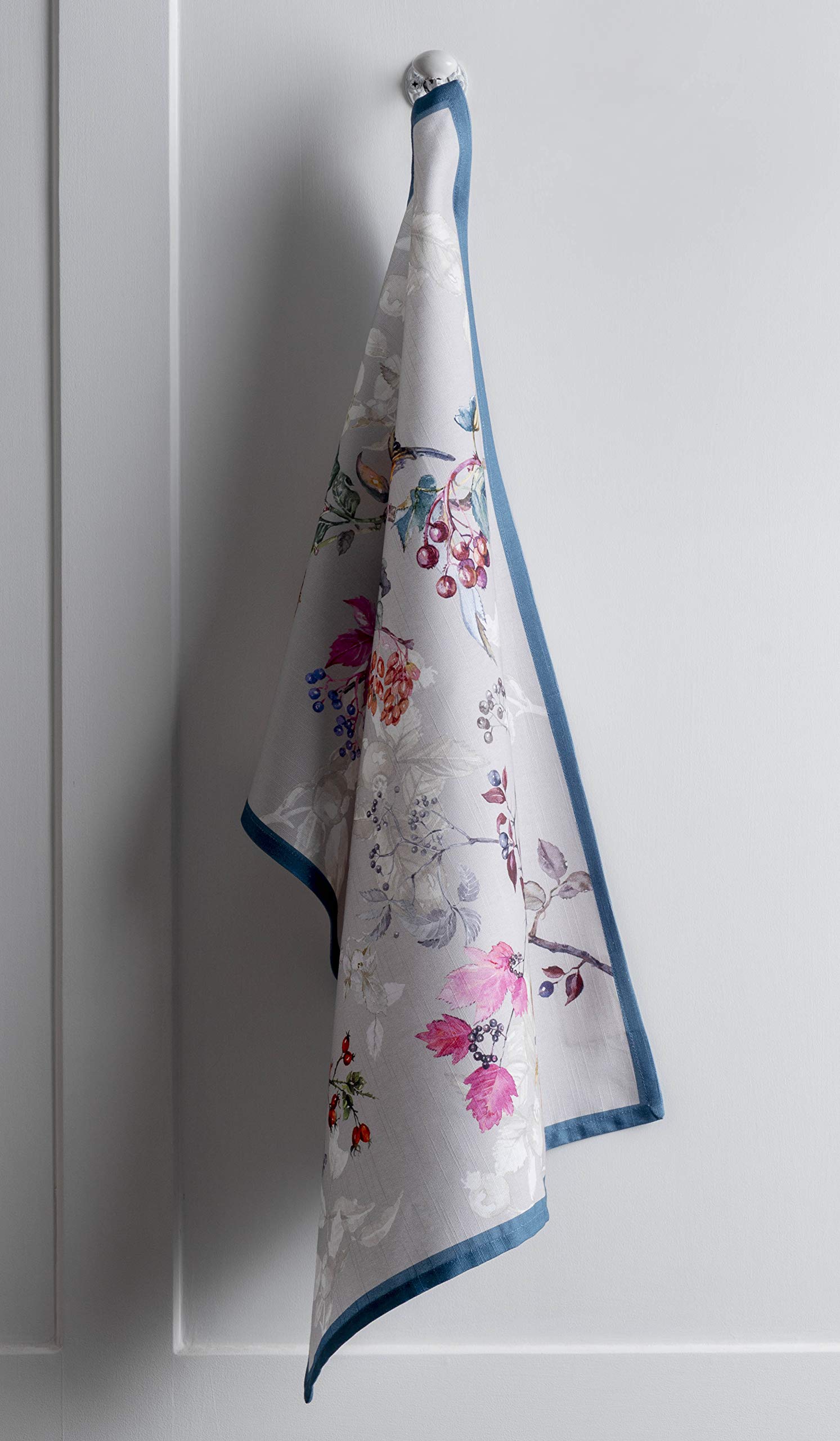 Hanging loop allows easy drying and stylish display