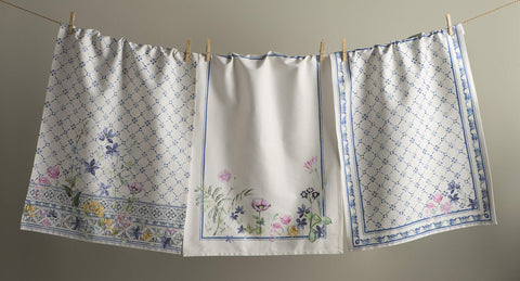 Maison d' Hermine towels feature a hanging loop for easy storage