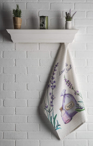 Seasonal decor accents for Thanksgiving, Halloween, and Christmas