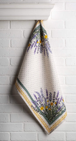 Machine washable cotton towels stay soft after repeated washes.