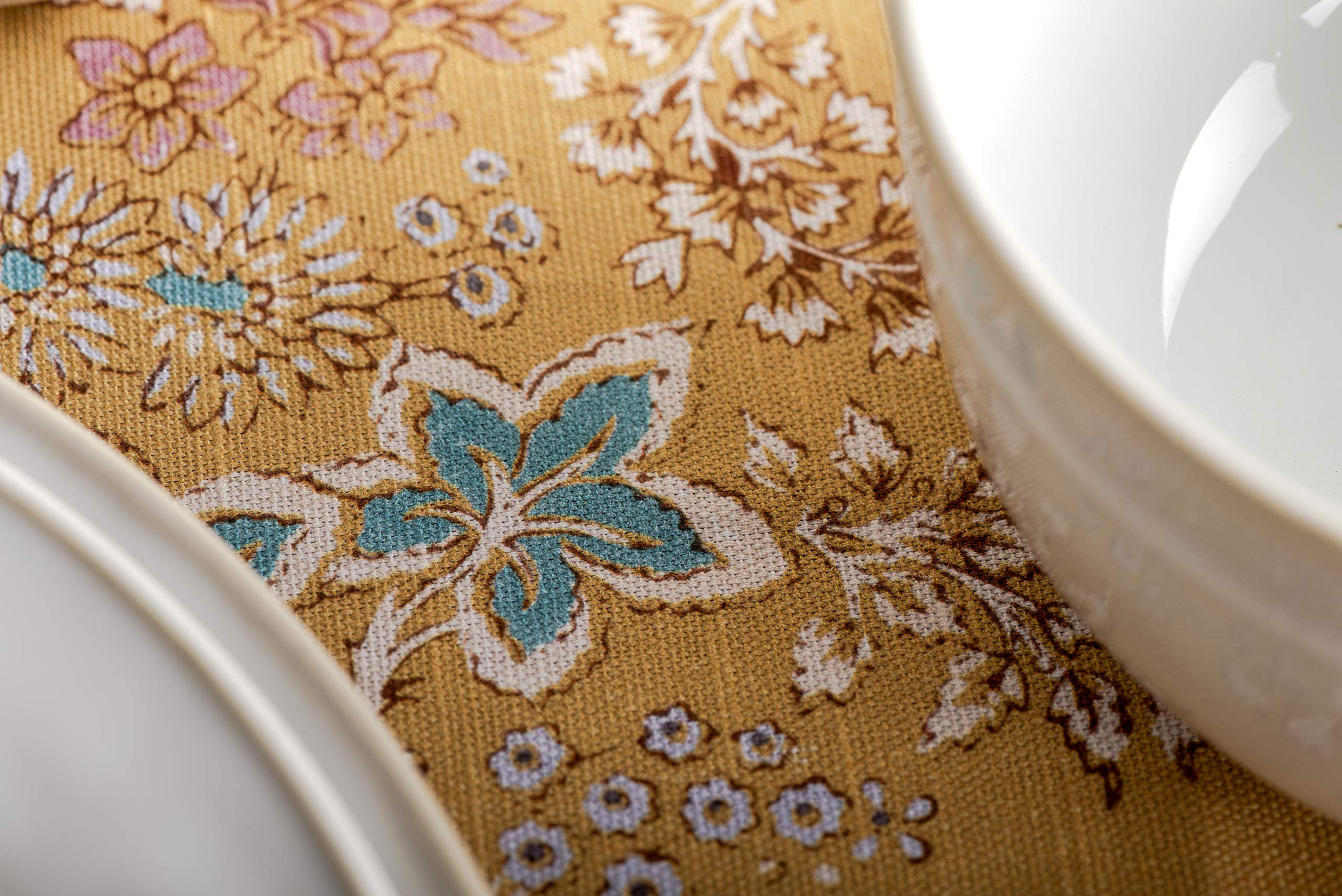 Maison d' Hermine tablecloth perfect for Easter, spring and Christmas gatherings with lasting charm.