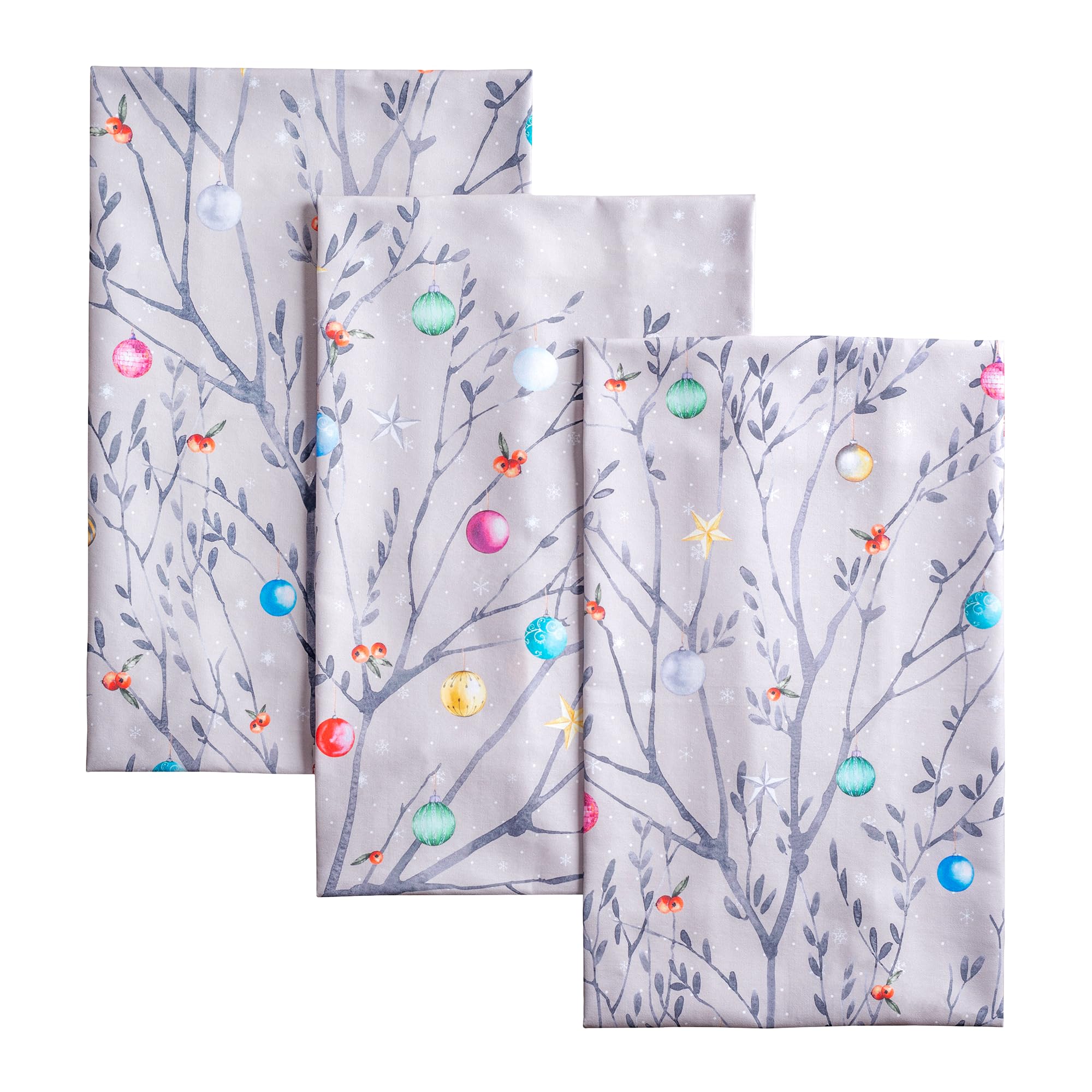 Maison d'Hermine watercolor design towel ideal for festive kitchen decor.