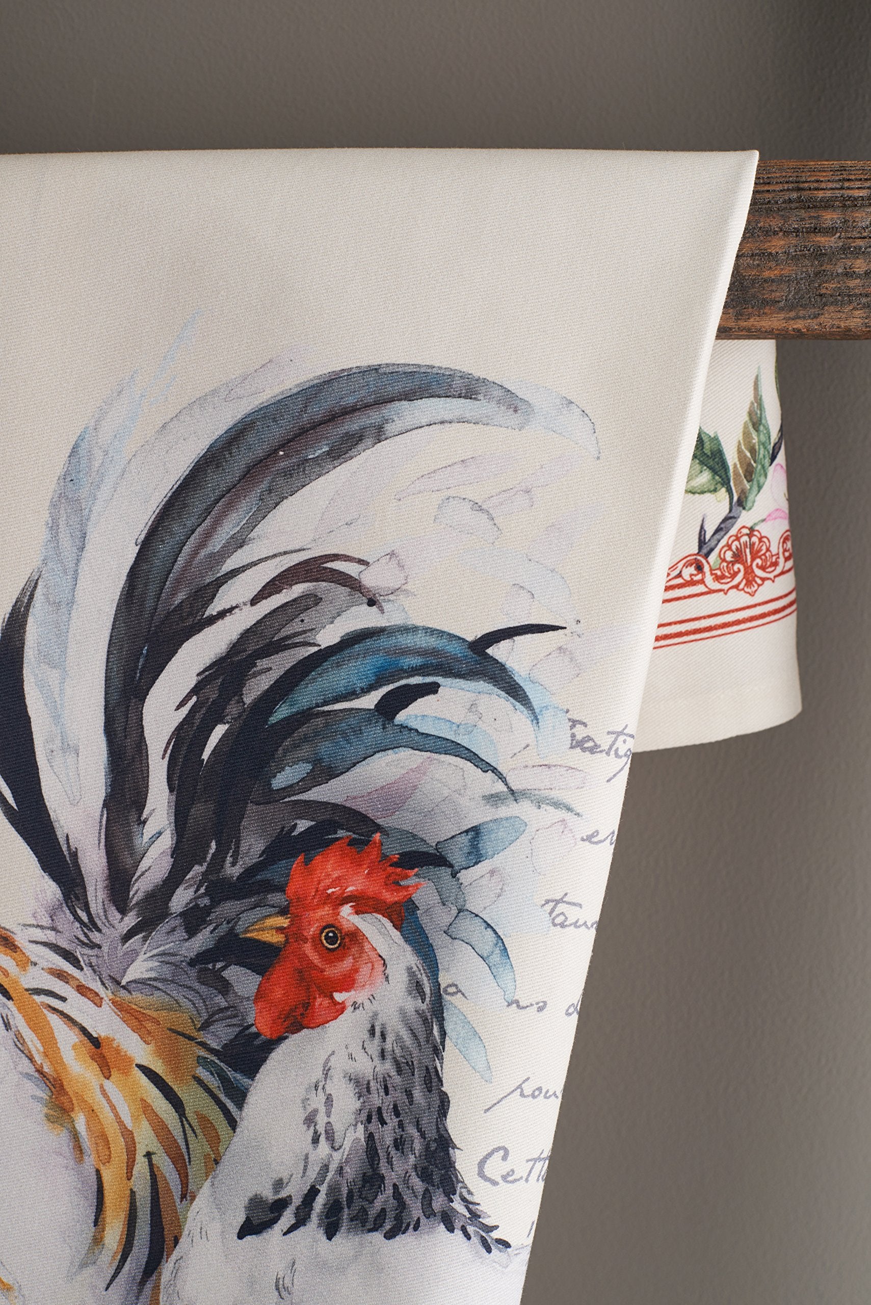 Maison d'Hermine towels suitable for picnics and rustic gatherings.