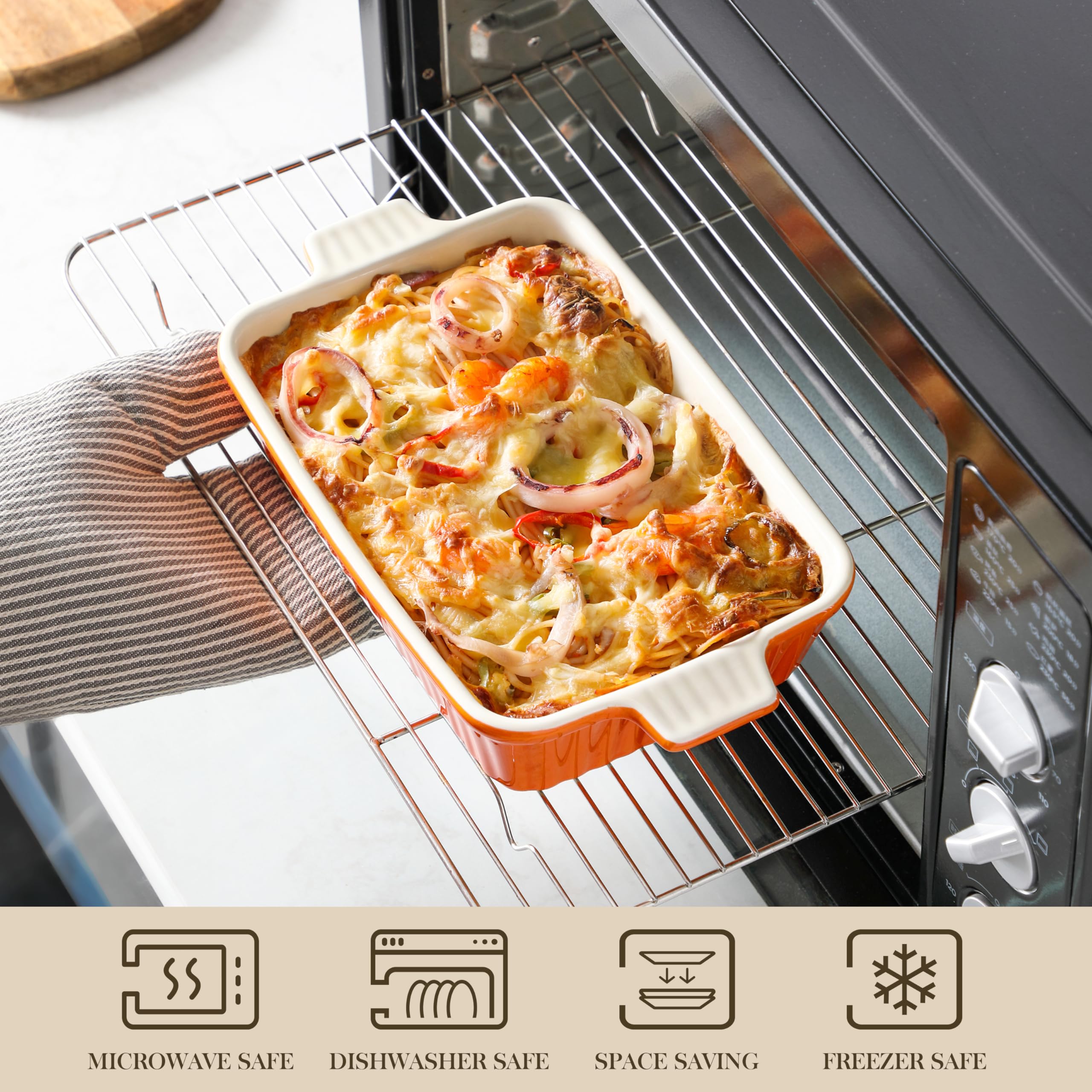 MALACASA 11.1-inch rectangle pan perfect for lasagna and casseroles.