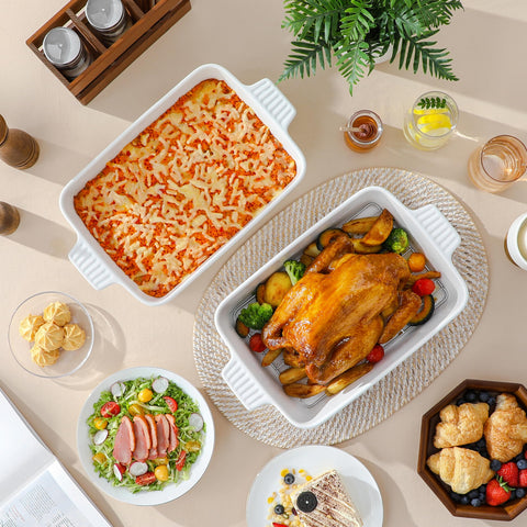 MALACASA giftable lasagna pan perfect for housewarmings and gatherings.