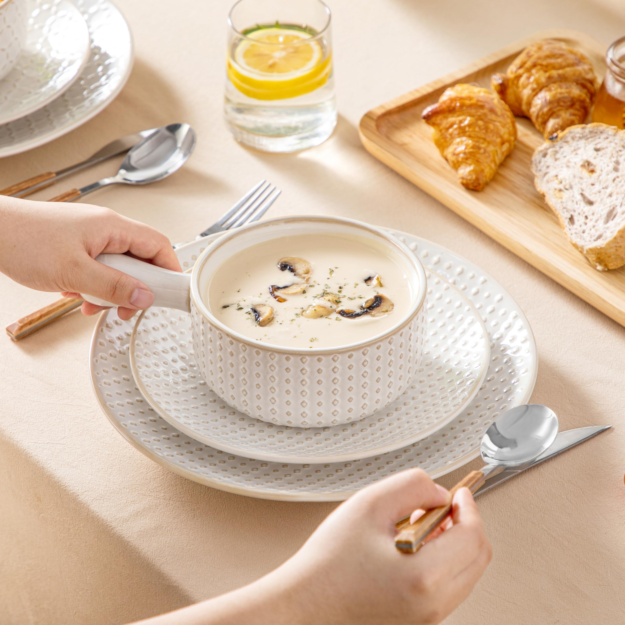MALACASA Lydia sturdy ceramic maintains heat during transfer from oven to table