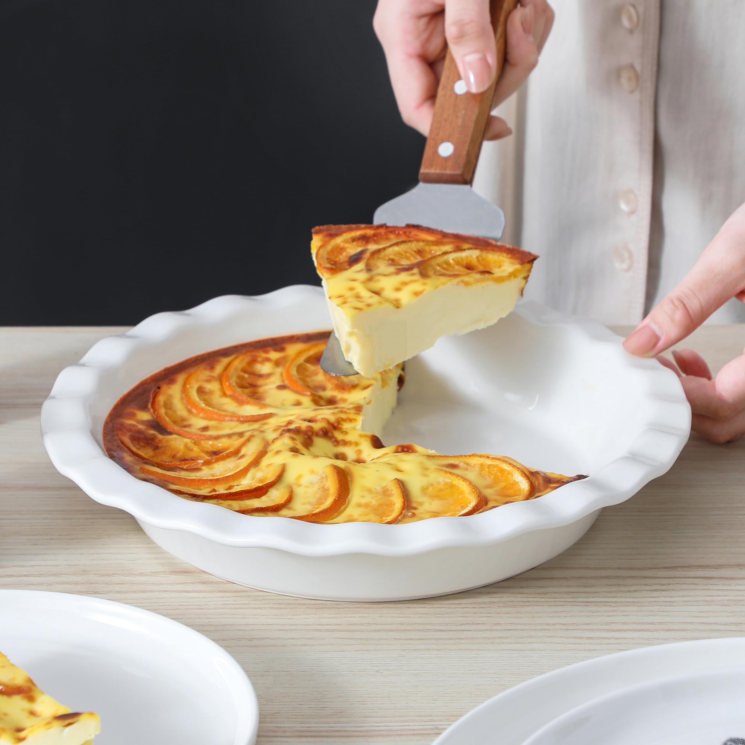 MALACASA dishwasher-safe pie dish simplifies after-bake cleaning