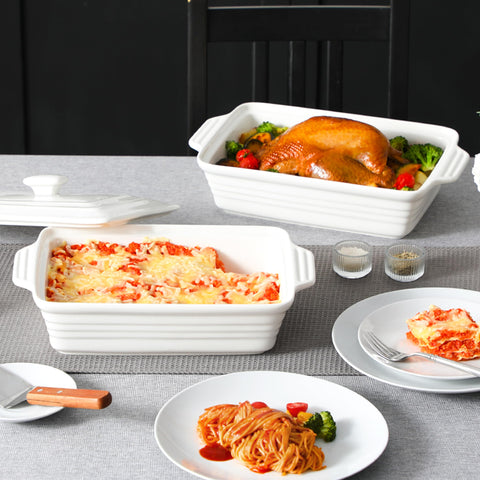 MALACASA rectangular bakeware supports family dinners and gatherings