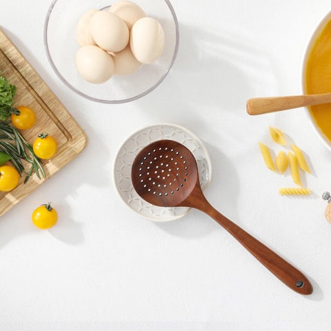 Stackable MALACASA LYDIA spoon rests save space in cabinets