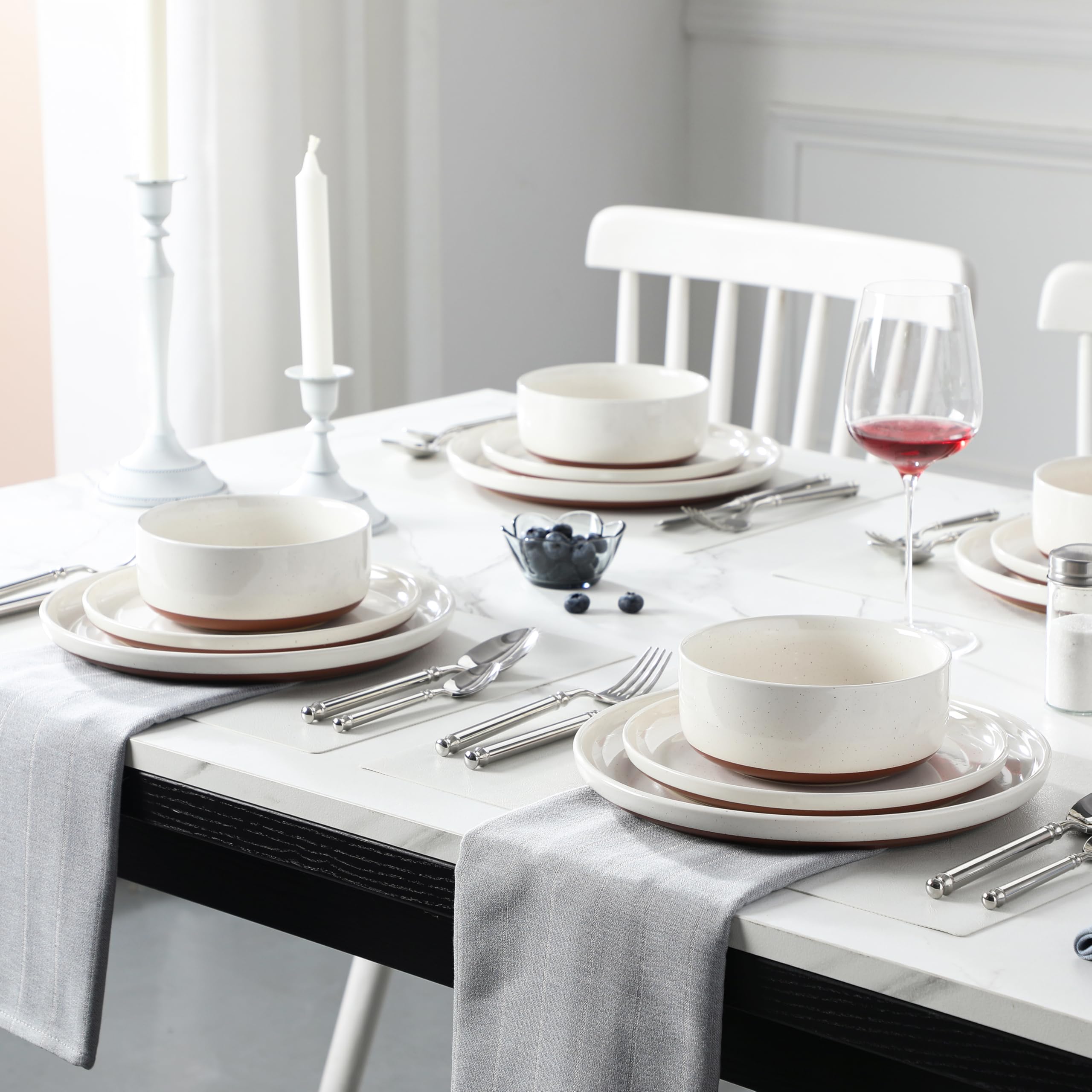 MALACASA Tara GlideCoat glaze close-up, scratch-resistant surface for longevity.