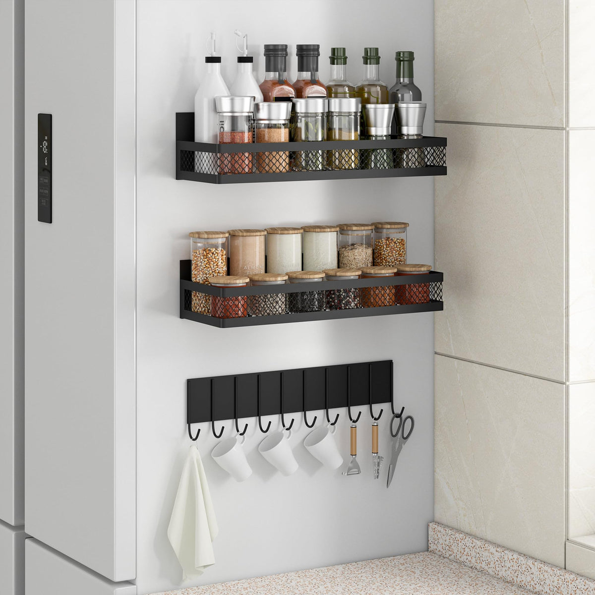Maluoliao magnetic spice rack on fridge side, easy access to spices and snacks