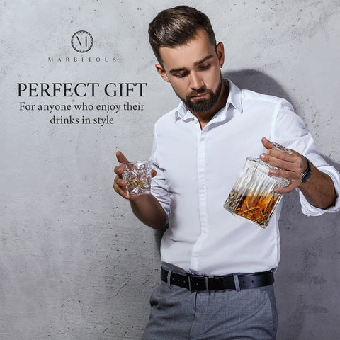 Marbelous clear glass decanter display for spirits