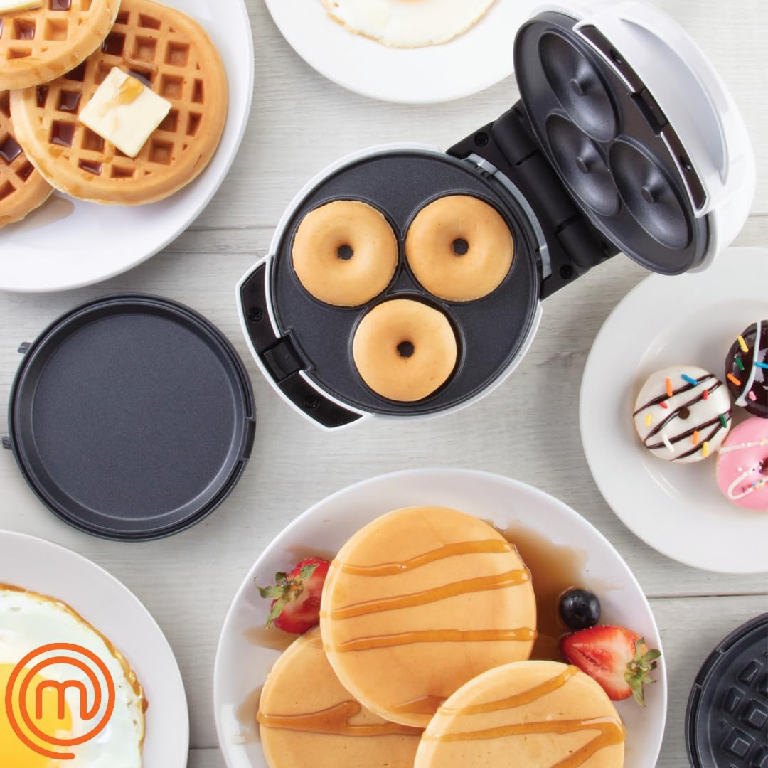 MasterChef 3-in-1 mini breakfast maker compact design fits small kitchens.